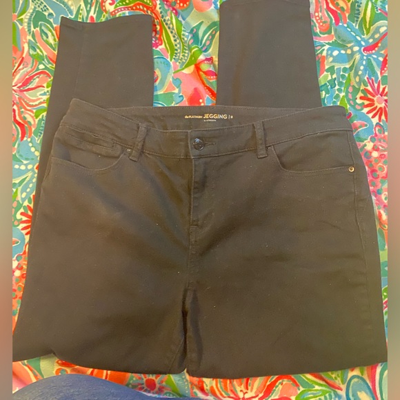 Chico’s Platinum Jeggings Black size 12. (2 chico sizing) petite straight leg - Picture 2 of 7